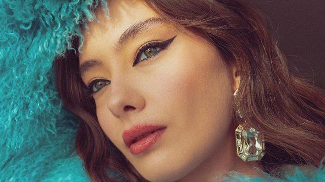 Ah Belinda’nın yıldızı Neslihan Atagül’ün annesi Rus çıktı! Güzelliğiyle büyüledi