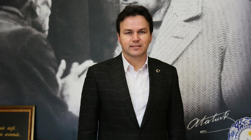 'Temayülde hile yapıldı' dedi! Hem aday adaylığından hem İYİ Parti'den istifa etti