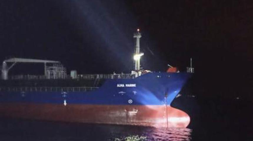 Çanakkale Boğazı’nda hareketli anlar! Kimyasal yüklü tanker makine arızası yaptı