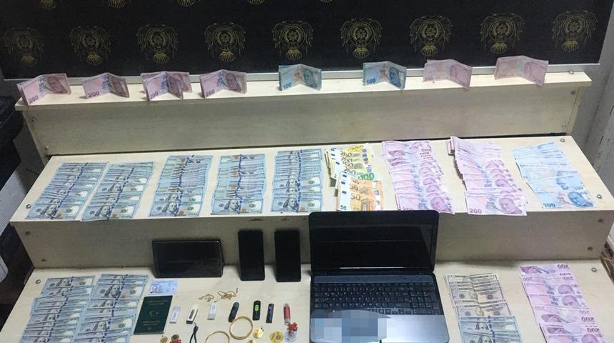 3 yıldır her yerde aranıyordu! Saklandığı yerden servet çıktı