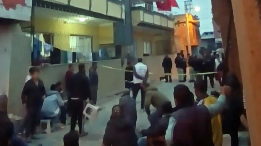 Adana'da akıllara durgunluk veren olay: Evin bahçesine el yapımı patlayıcı attılar! Dahası da var...