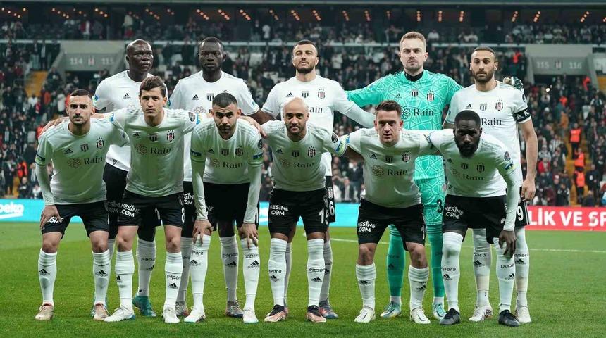 Son dakika: Beşiktaş'ı sarsan haber! Galatasaray derbisinde yıldız isim yok...