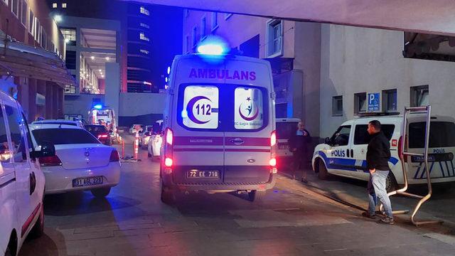 Husumetli olduğu şahsın annesini öldürdükten sonra intihar etti