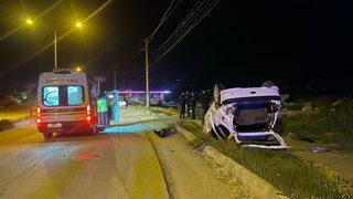 Tokat'ta devrilen otomobildeki 3 kişi yaralandı