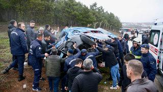 SON DAKİKA | Eskişehir'de zincirleme trafik kazası: 12'si asker 14 yaralı