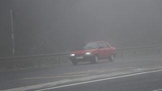 Bolu Dağı'nda sis ve sağanak etkili oluyor