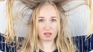 Saçın yağlı görünmesine neden olan 3 hata! En büyük suçlu yanlış saç fırçası kullanımı