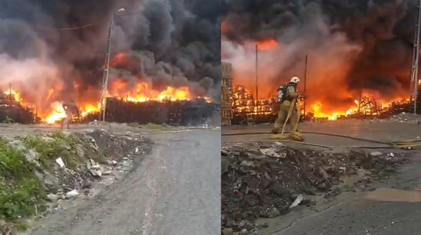 Son dakika: Eyüpsultan'da büyük yangın! Ekipler olay yerine sevk edildi