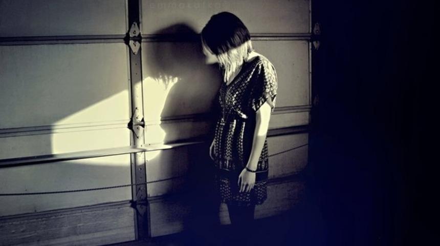 &Ccedil;ekingen kişilik bozukluğu belirtileri nelerdir?