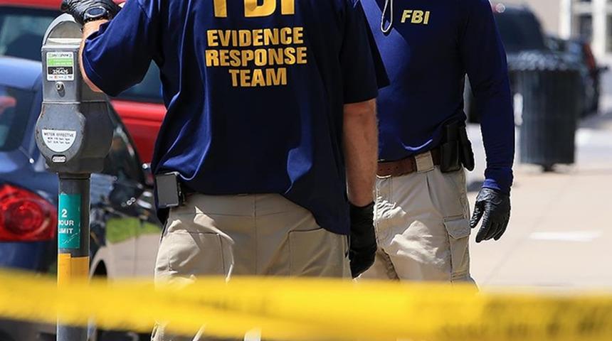 ABD bu iddiayla çalkalanıyor! FBI'ın kiliselerden "kaynak" bulmaya çalıştığı öne sürüldü