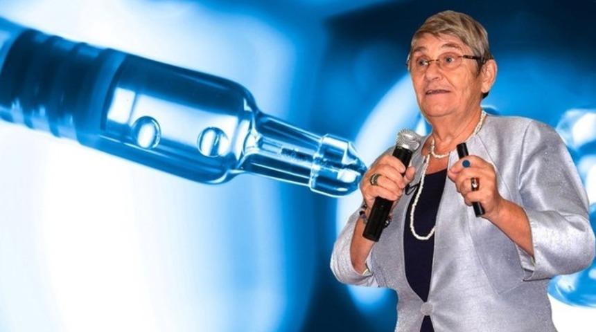 Canan Karatay: Grip aşısı tehlikeli!