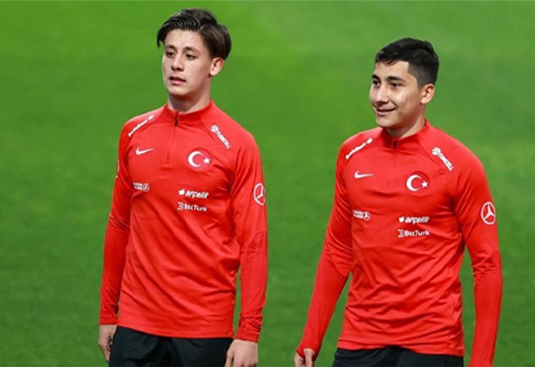 Milli takımı reddetti, T&uuml;rk yetkilileri &ccedil;ılgına &ccedil;evirdi! Emirhan İlkhan'dan olay s&ouml;zler