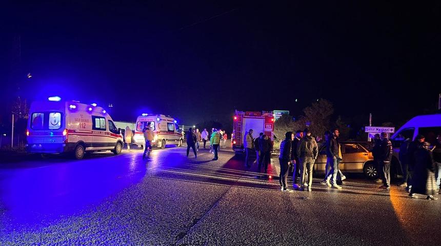 Sakarya’da 4 aracın karıştığı kazada 1 kişi yaralandı