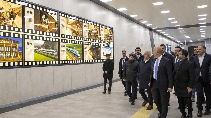 Bakan Karaismailoğlu, AKM-Gar-Kızılay Metro Hattı'nda incelemelerde bulundu: