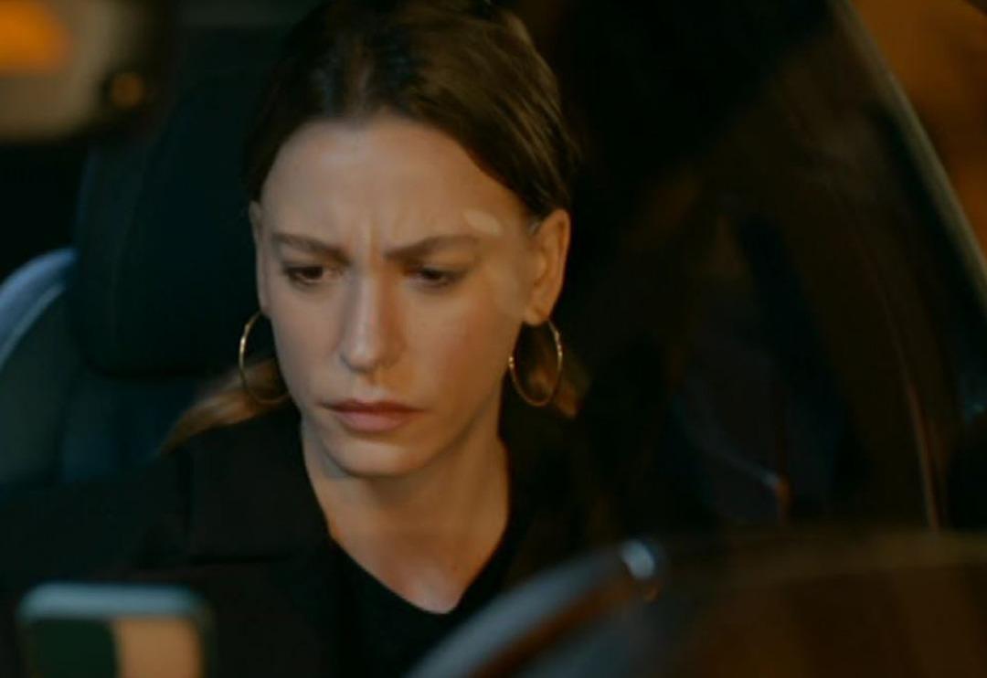 Aile dizisinde Serenay Sarıkaya'ya gelen 'gelin maaşı' sosyal medyanın dilinde