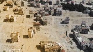 Yıkılan binalar kaldırıldı, şehir koca bir meydana dönüştü! Deprem sonrası Hatay'da son durum