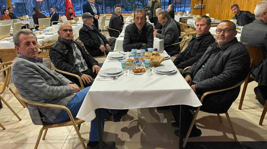 Muhtarlar geleneksel iftar sofrasında buluştu