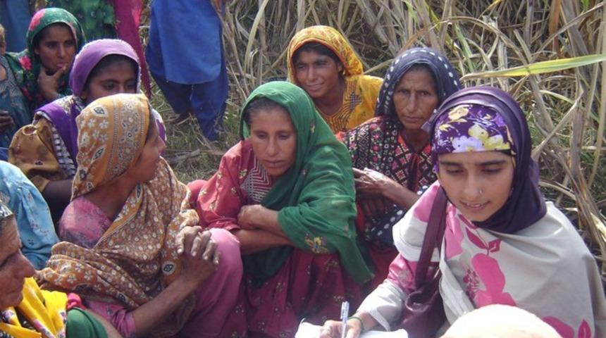 Skandal tecav&uuml;z uygulaması! İki parmak testi tepki topluyor