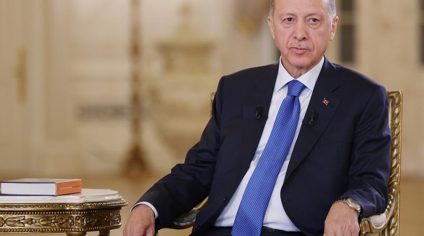 Cumhurbaşkanı Erdoğan'dan "Kazanacağınızdan emin misiniz?" sorusunu net yanıt: Milletimiz işi birinci turda bitirir