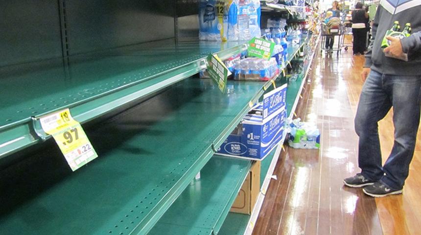 O ülkede market rafları boşaltılmıştı... Adım adım geliyor! Karaya yaklaştı