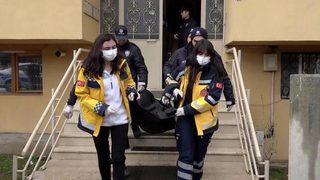 Evlat vahşeti! Annesini katletti, babasını ağır yaraladı