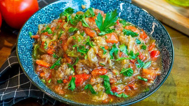 Kaşık kaşık yediren babagannuş tarifi! Mis gibi köz kokan babagannuş nasıl yapılır?