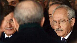 Kılıçdaroğlu'ndan, Mesut Yılmaz'ın oğlunun cenazesindeki fotoğraf için ilk açıklama