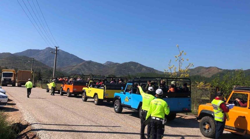Marmaris’te cip safariler  denetlendi