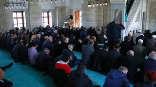 Trakya'daki camilerde ramazanın son cuma namazı kılındı