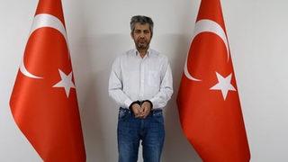 SONDAKİKA | MİT'ten operasyon! FETÖ'nün kritik ismi Mehmet Cintosun Türkiye'ye getirildi
