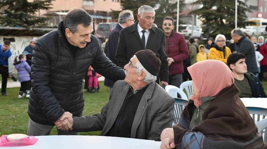 Ramazan bereketi 3 bin vatandaşla Çamlıca’da paylaşıldı