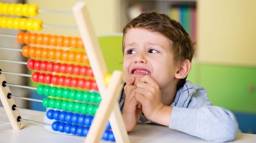 Dikkat eksikliğinin çaresi Batman kostümü