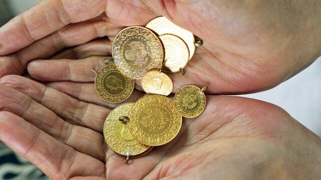 Altın fiyatları düşse de yükselse de en az yüzde 8,5 getiri sağlayacak! Uzman isim o yöntemi açıkladı: Rekorun ardından dengelenme…