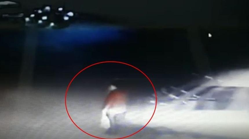 Minib&uuml;s&uuml;n &ccedil;arpma anı saniye saniye g&ouml;r&uuml;nt&uuml;lendi!