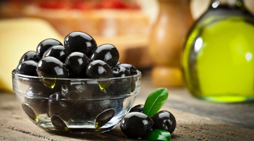 Zeytinin fazla tuzunu almanın en pratik yöntemleri