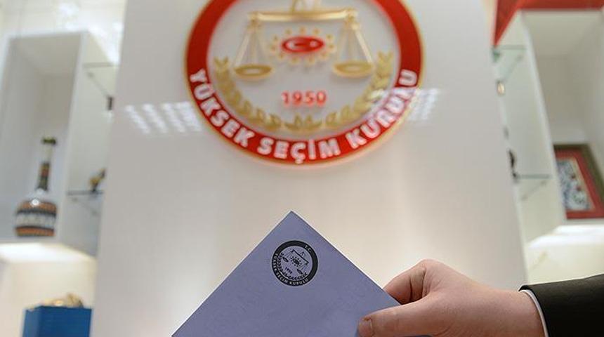 YSK AK Parti Genel Merkez Temsilcisi Recep Özel "Hayırlı olsun" diyerek duyurdu
