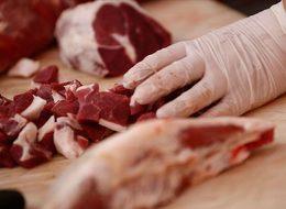 Zam üstüne zam isyan ettirdi! Kırmızı et fiyatları indirime o tarihte mi gidiyor? "3-5 firma tırmandırıyor"