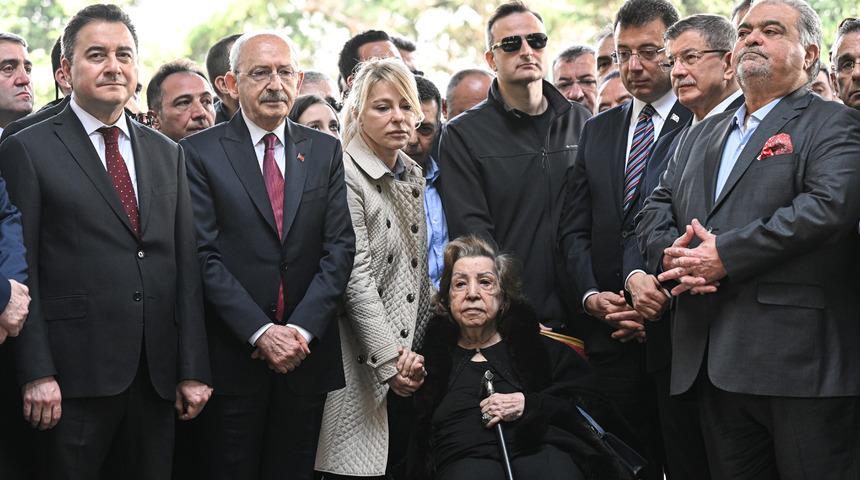 Kemal Kılıçdaroğlu, Özal dönemini örnek göstererek açıkladı: Devleti yönetenlerin partiyle devleti karıştırmaması lazım