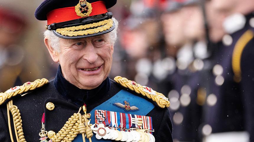 İngiltere Kralı Charles'ın taç giyme töreni için büyük hazırlık! 6 binden fazla asker görev yapacak