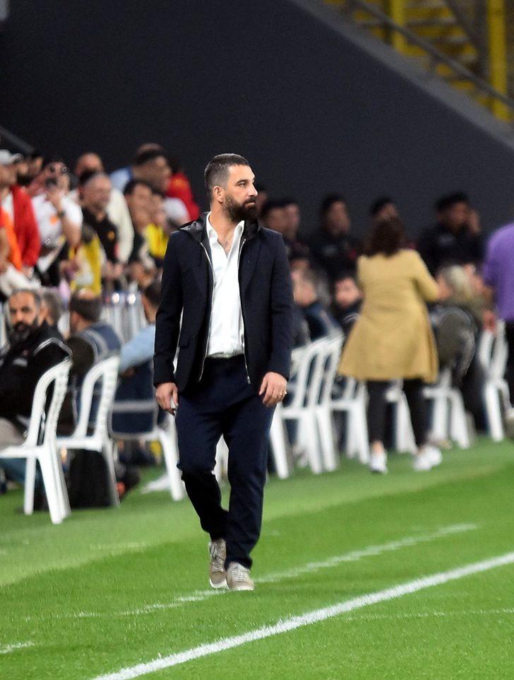Arda Turan Göztepe karşısında ilk maçına çıktı, Eyüpspor 90 dakikada şut dahi çekemedi! G2