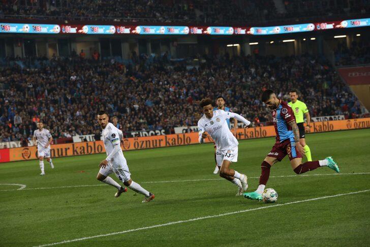 Şenol Güneş 0-0 biten Trabzonspor maçı sonrası iki oyuncusu için öyle şeyler söyledi ki... "Bu kadar kötü oynayamazlar" G2