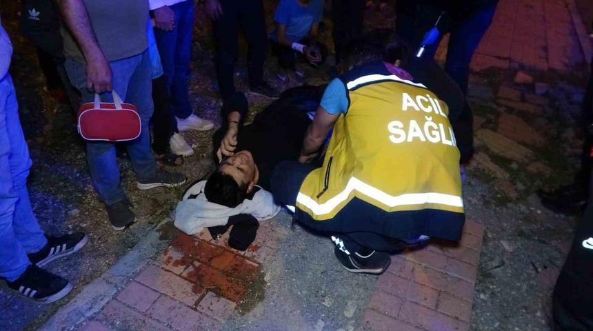 Hurdaya d&ouml;nen otomobilden sağ &ccedil;ıktı