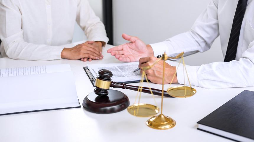 Veraset ilamı ve mirasçılık belgesi aynı şey mi? Mirasçılık belgesi veraset ilamı yerine geçer mi?	