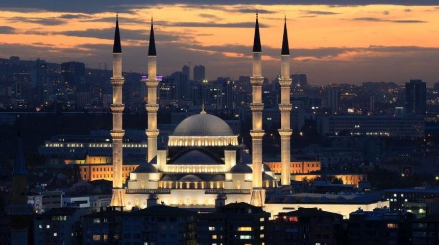 TERAVİH NAMAZI SAATİ ANKARA: Kadir Gecesi Ankara'da teravih namazı saat kaçta? 17 Nisan 2023 yatsı namazı vakti