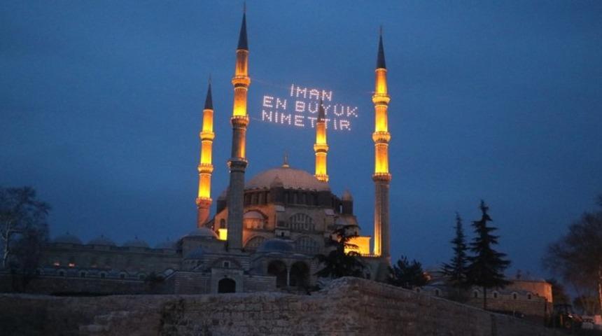 TERAVİH NAMAZI SAATİ İZMİR: Kadir Gecesi İzmir'de teravih namazı saat kaçta? 17 Nisan 2023 yatsı namazı vakti