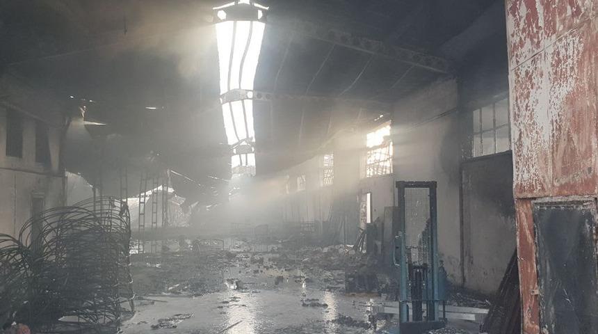 Kayseri'de bahçe mobilyaları üreten fabrikada yangın