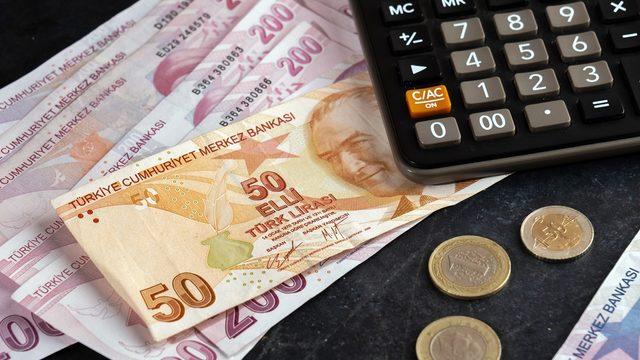 Yüzde 40'lık vergi dilimine daha yılın ortasından giriyorlardı! Milyonlarca çalışanın maaşını artıracak yöntemi açıkladı: 'Esnek bir mevzuata ihtiyaç var'