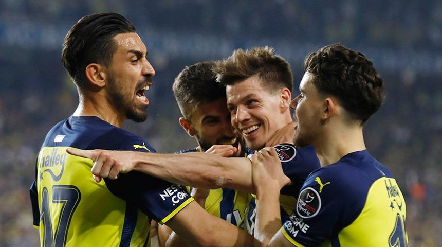 Fenerbahçe'ye Altay Bayındır'ın ardından bir şok daha! Miha Zajc Başakşehir maçında yok