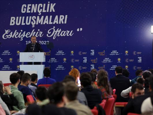Cumhurbaşkanı Erdoğan'dan Selçuk Bayraktar açıklaması: Babası bankalardan kredi almadan iş yaptı