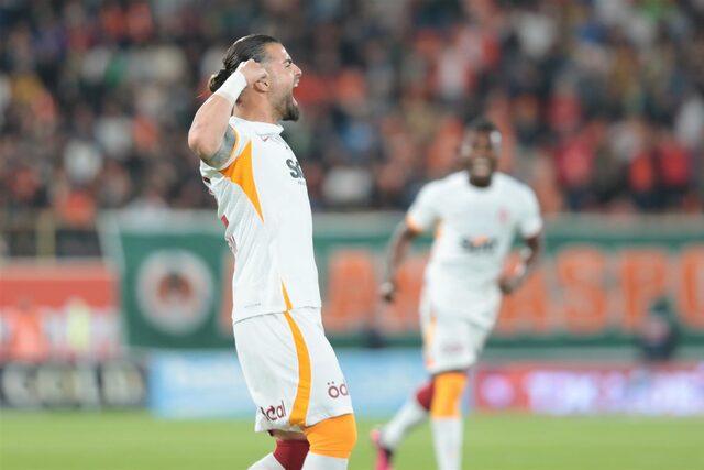 AA-20230418-30890964-30890958-CORENDON_ALANYASPOR_GALATASARAY (Large)